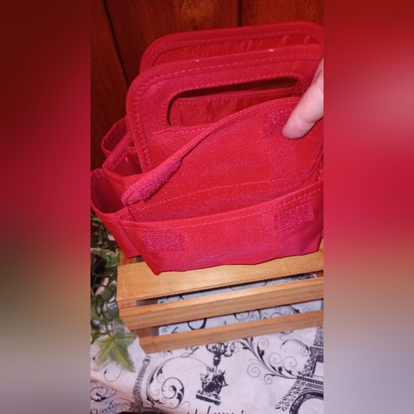 🆓 With $25 Dollar Purchase! Carryer - Picture 7 of 7